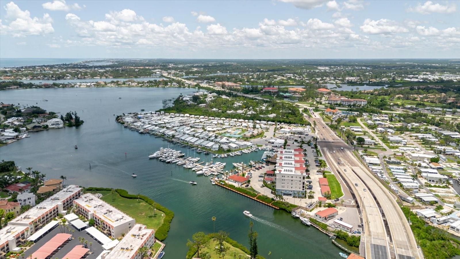 Image 67 of 79 For 501 Tamiami Trail N 201