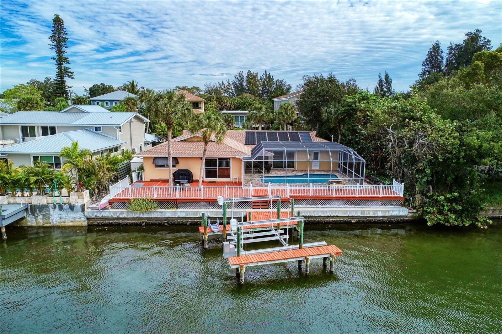 Details for 4946 Commonwealth Drive, SARASOTA, FL 34242
