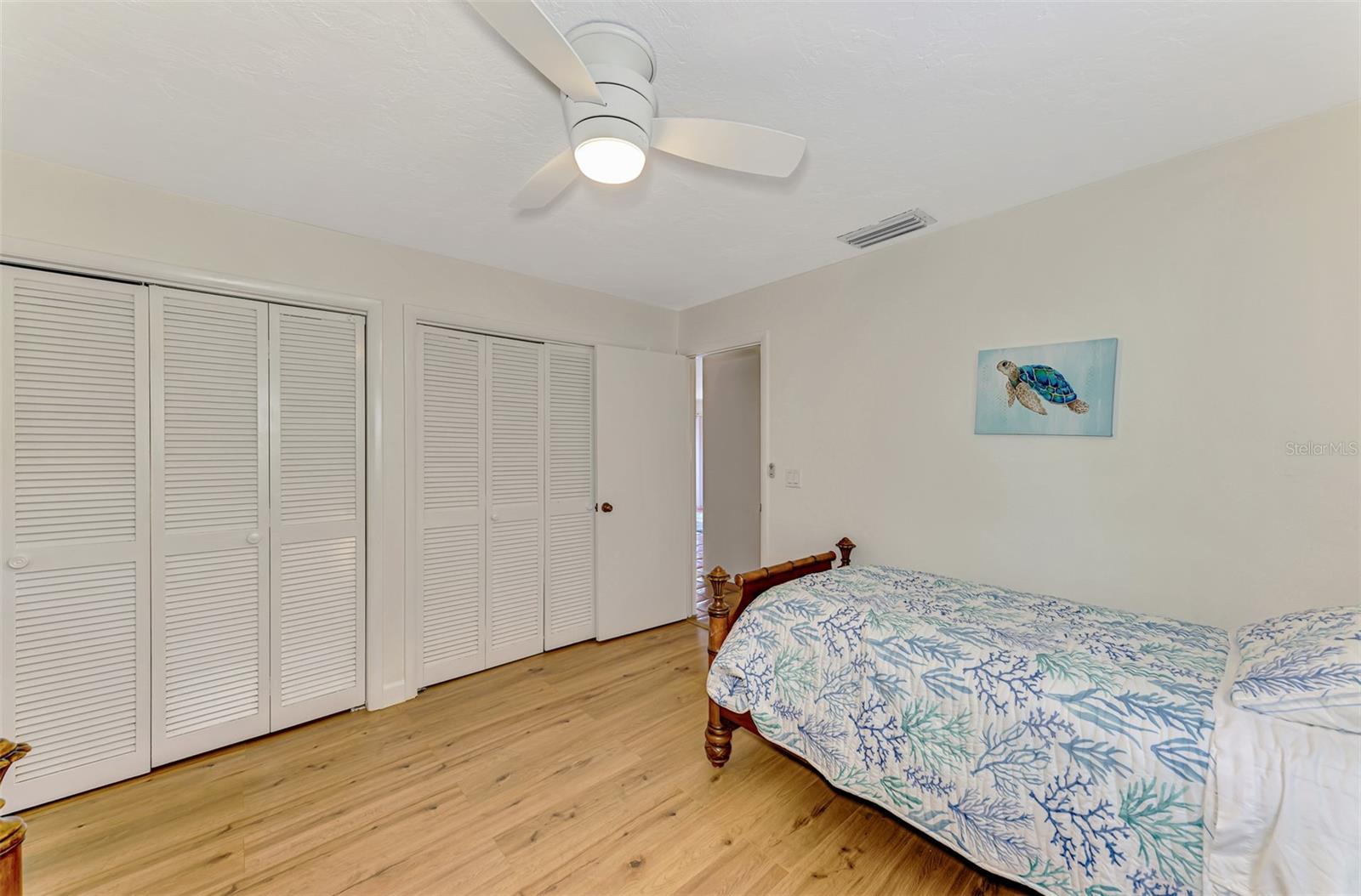 Image 39 of 55 For 4946 Commonwealth Drive