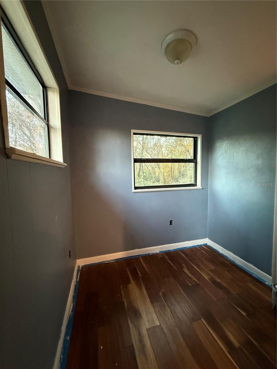 Image 11 of 23 For 1123 192nd Avenue