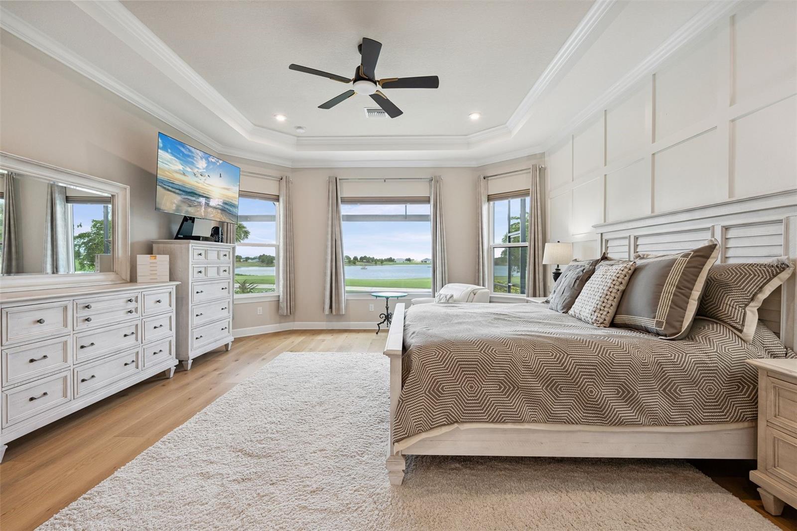 Image 34 of 80 For 3968 Santa Caterina Boulevard
