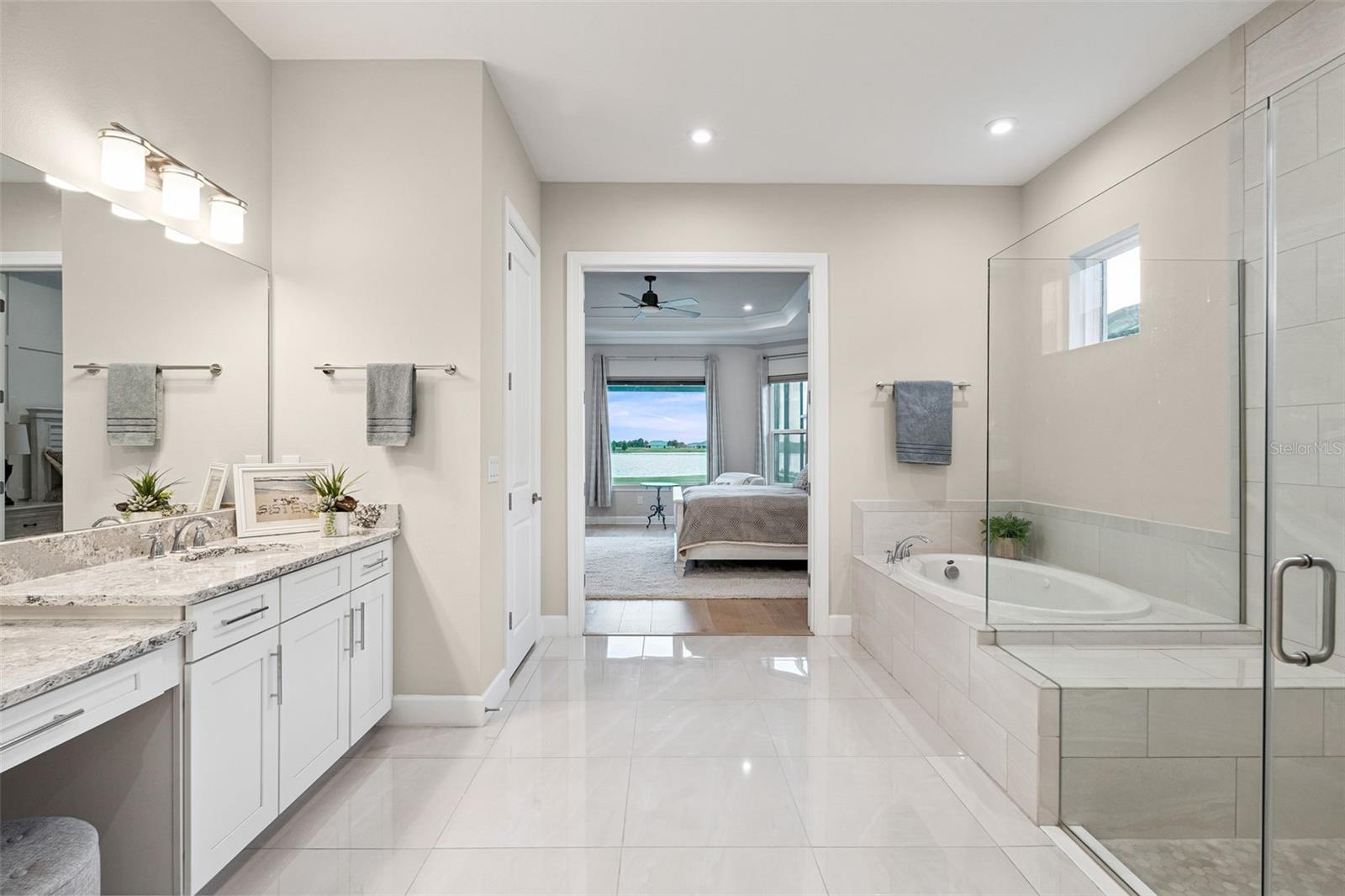 Image 35 of 80 For 3968 Santa Caterina Boulevard