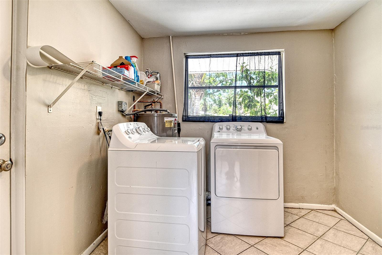 Image 24 of 48 For 4214 Groveland Avenue