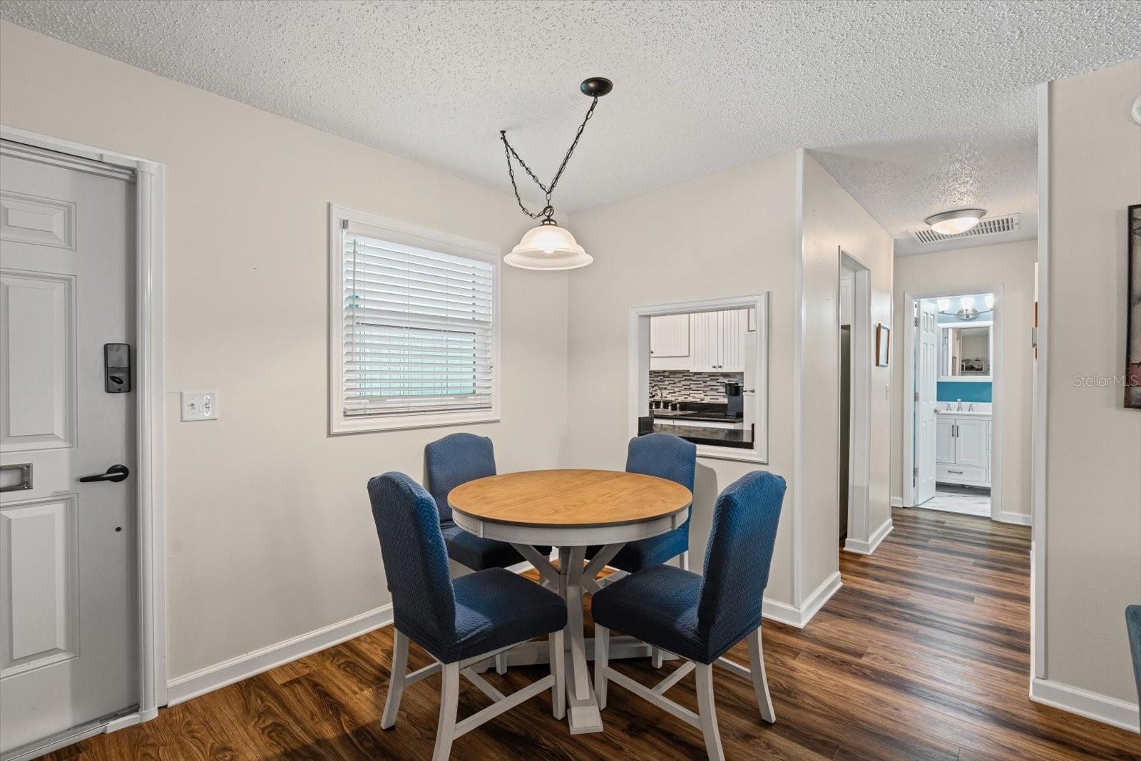 Image 10 of 38 For 6016 Hibiscus Drive