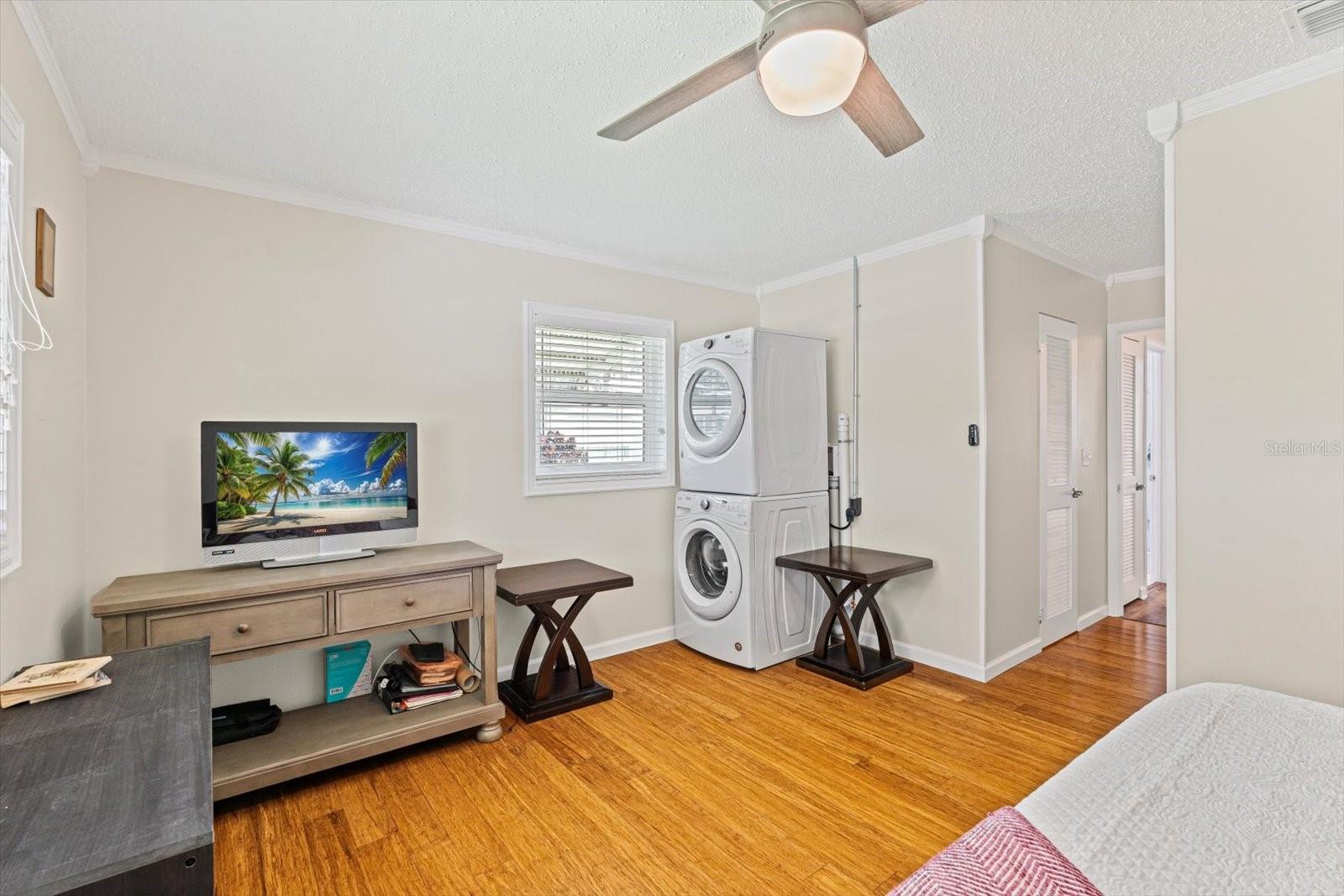 Image 20 of 38 For 6016 Hibiscus Drive