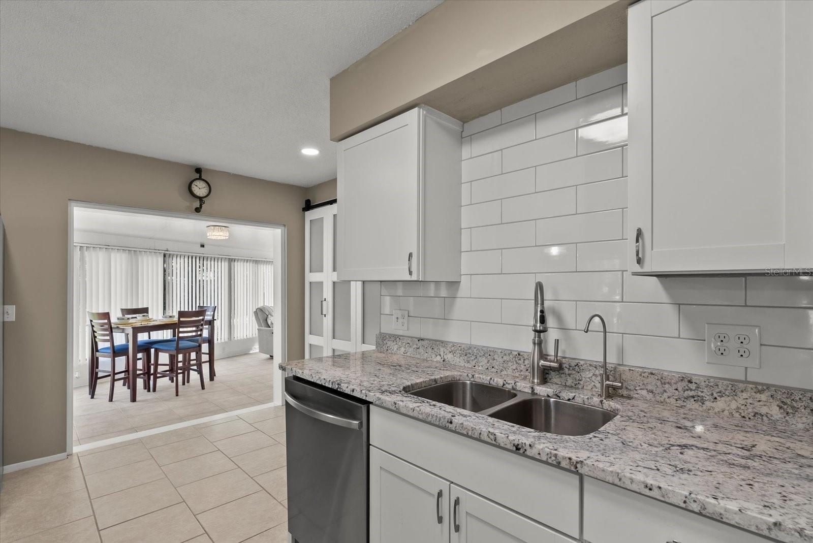 Image 12 of 52 For 4309 Chinaberry Circle