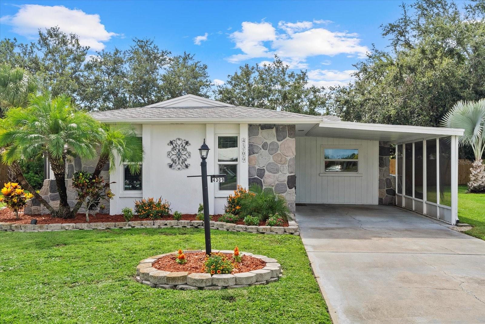 Image 5 of 52 For 4309 Chinaberry Circle