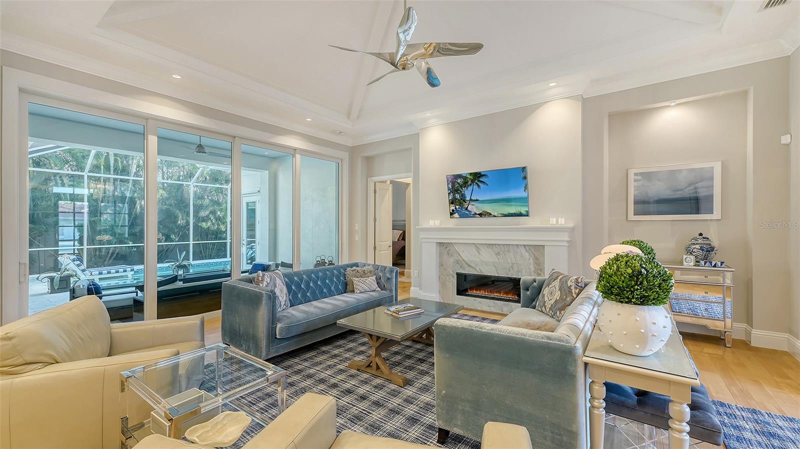 Image 10 of 92 For 1530 Pine Bay Drive