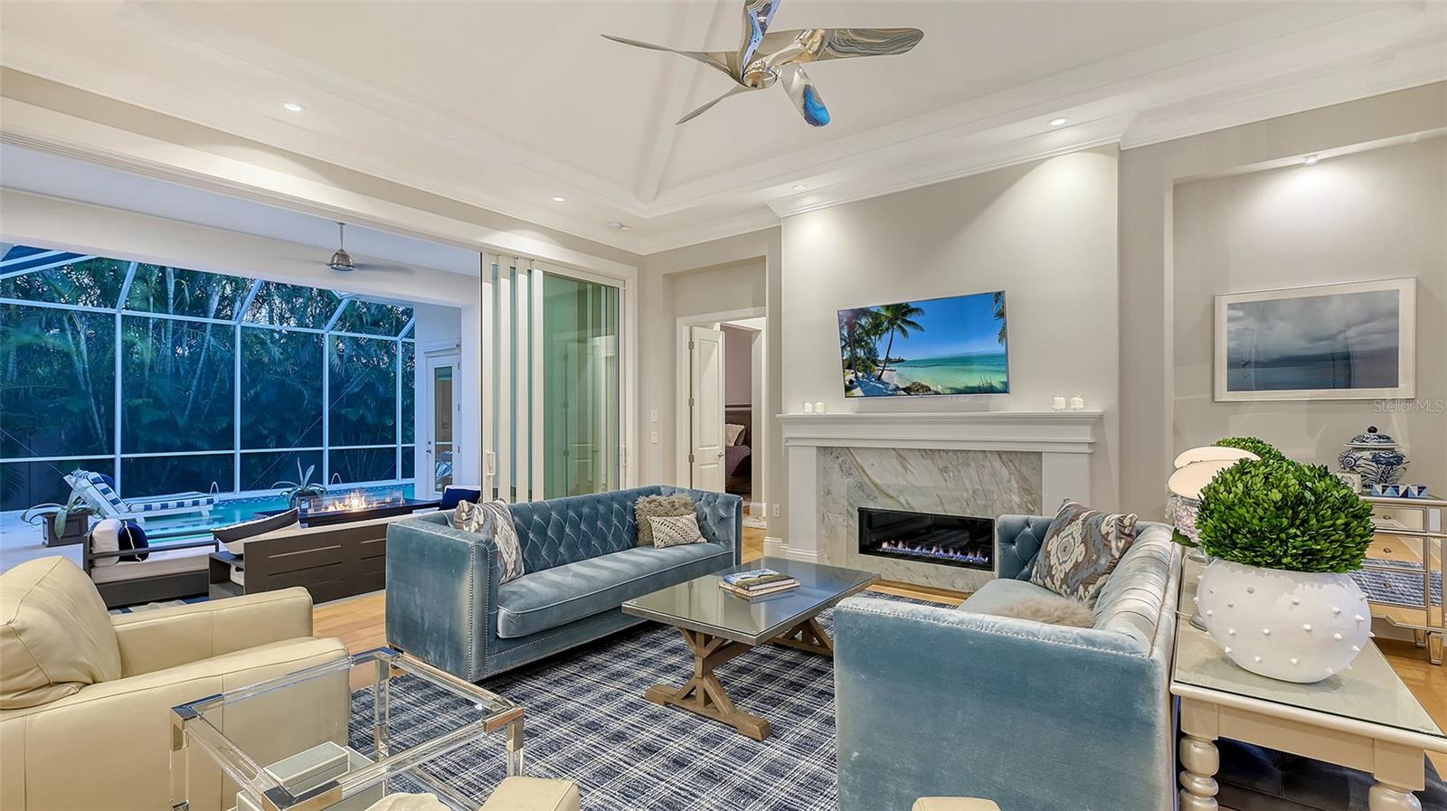 Image 11 of 92 For 1530 Pine Bay Drive