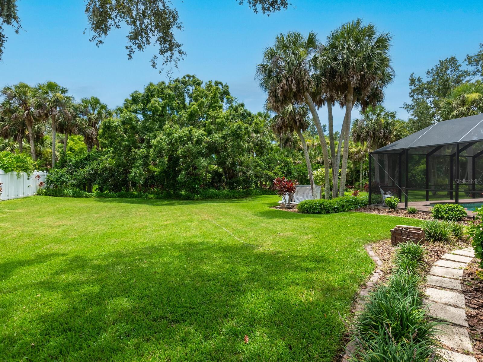 Image 41 of 55 For 3632 Beneva Oaks Boulevard