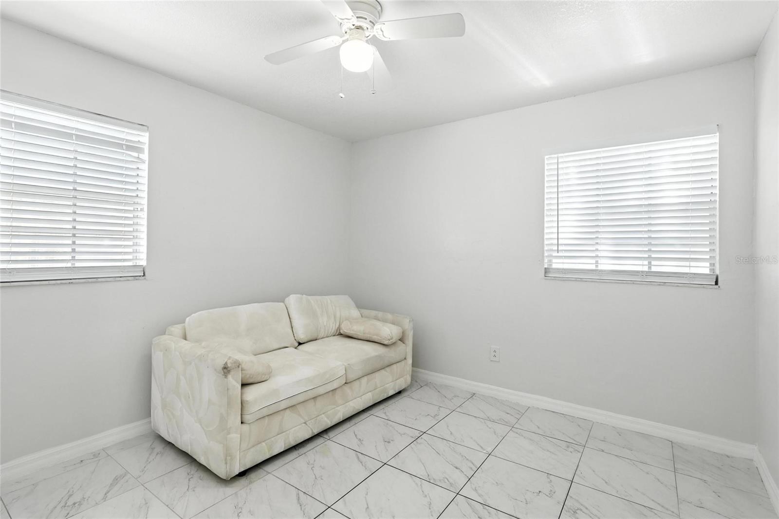 Image 10 of 13 For 4507 9th Street W J11