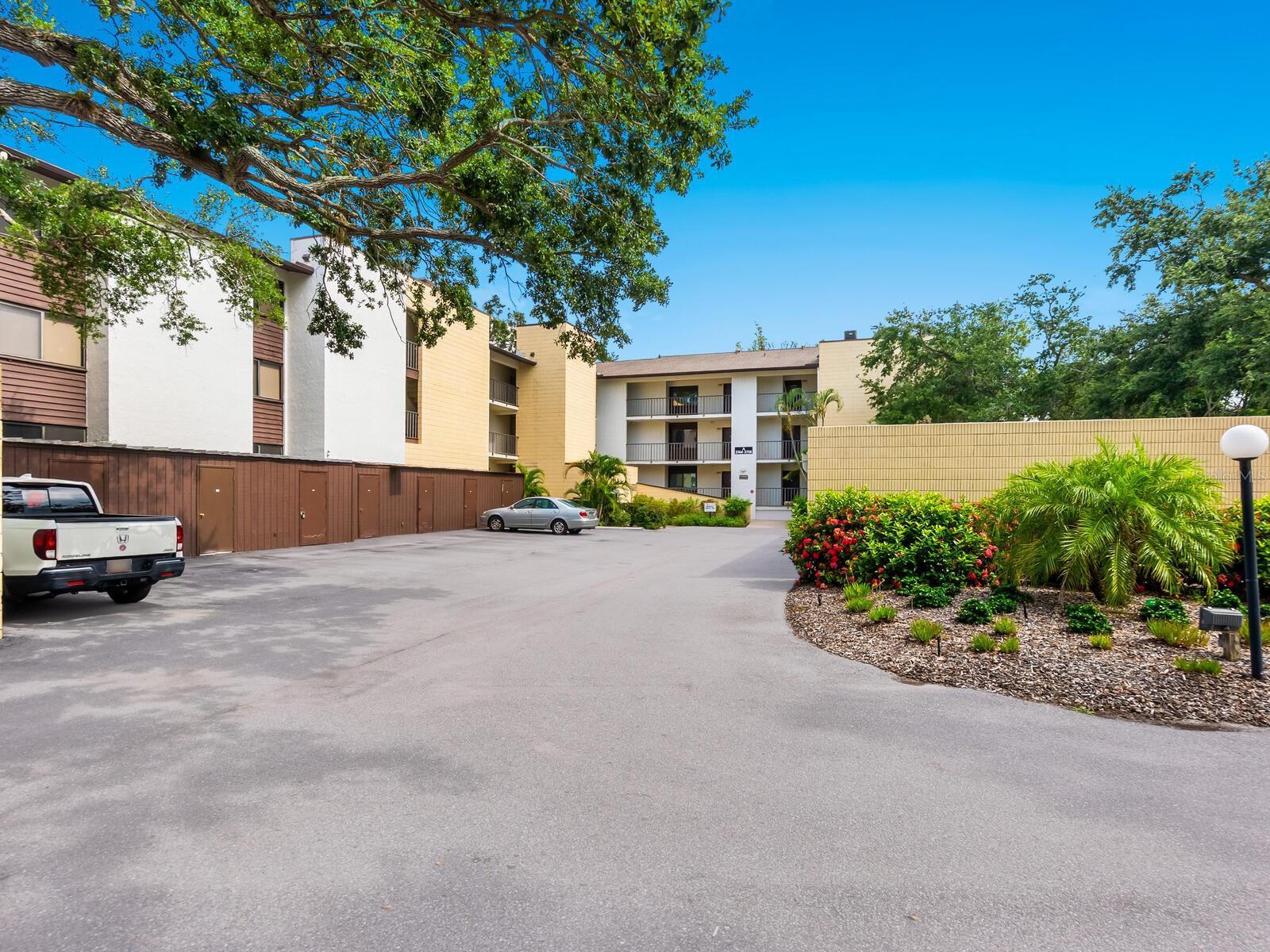 Image 2 of 33 For 2748 Orchid Oaks Drive 202