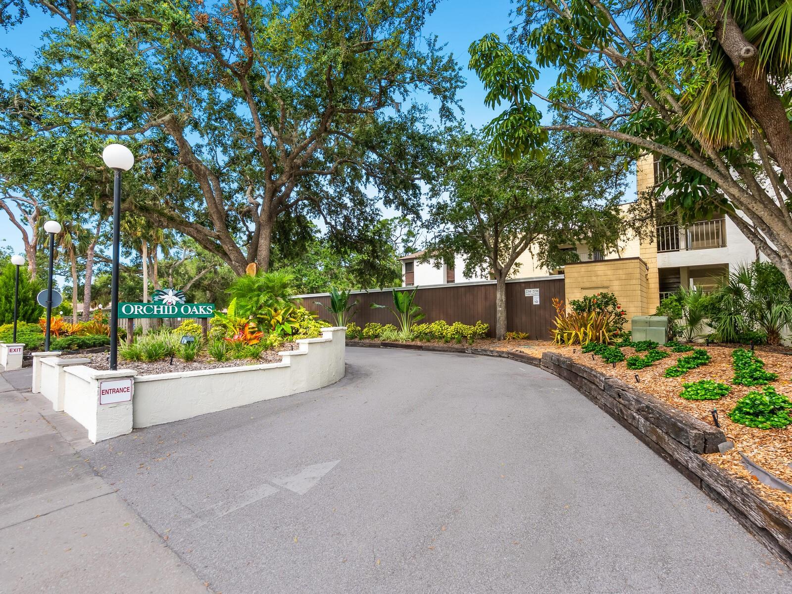 Image 27 of 33 For 2748 Orchid Oaks Drive 202