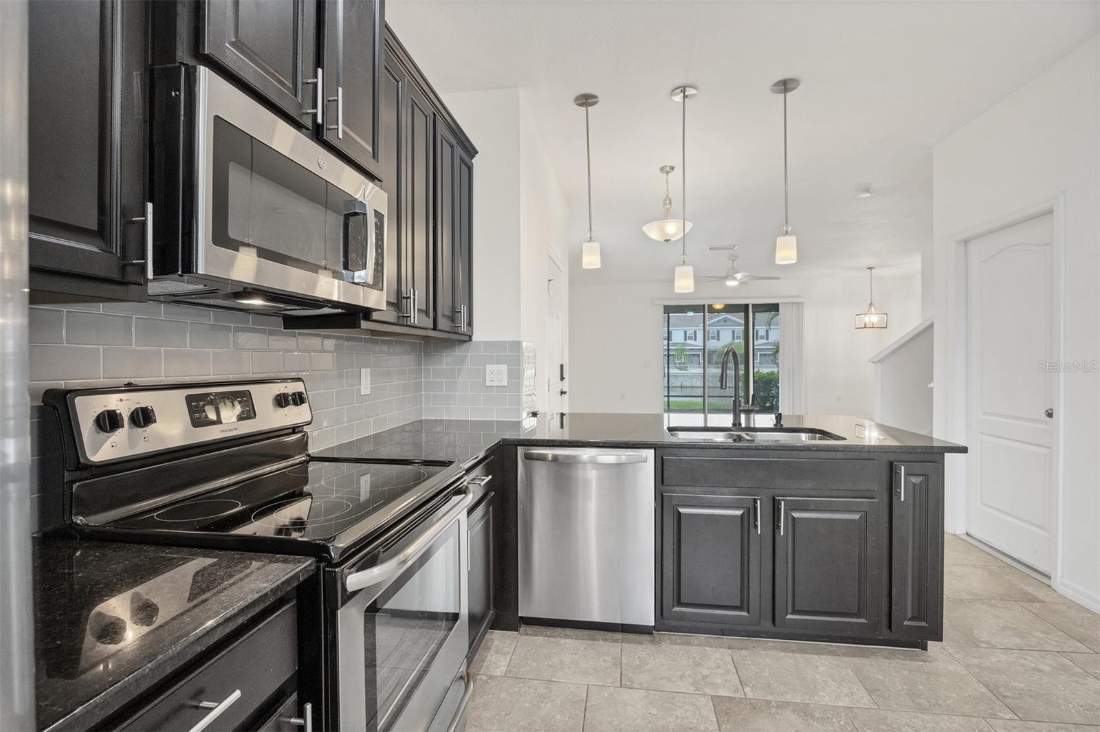 Image 5 of 57 For 6454 Baytown Drive