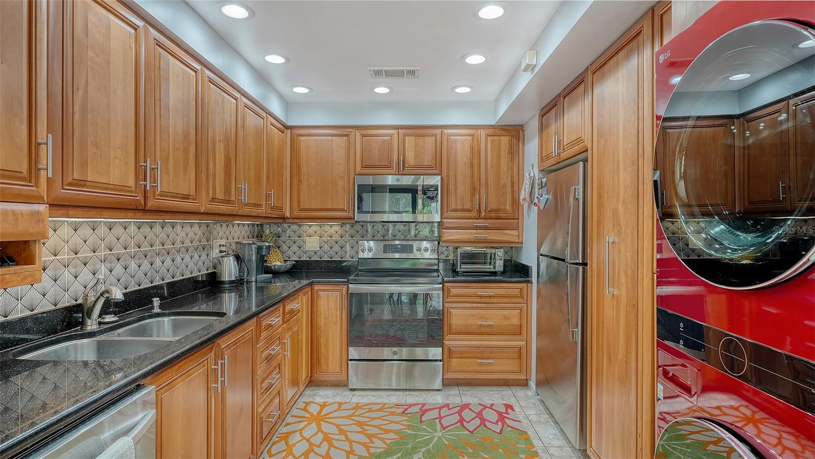 Image 12 of 61 For 5116 Marsh Field Road 63