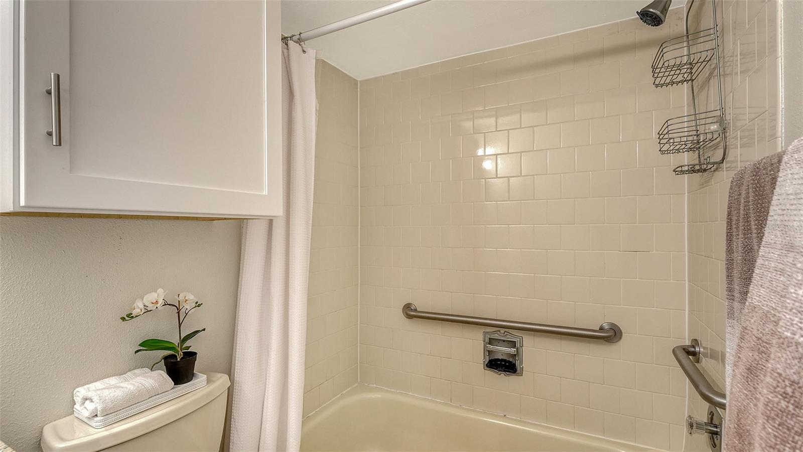Image 24 of 61 For 5116 Marsh Field Road 63