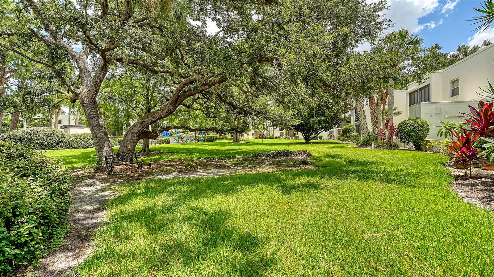 Image 30 of 61 For 5116 Marsh Field Road 63