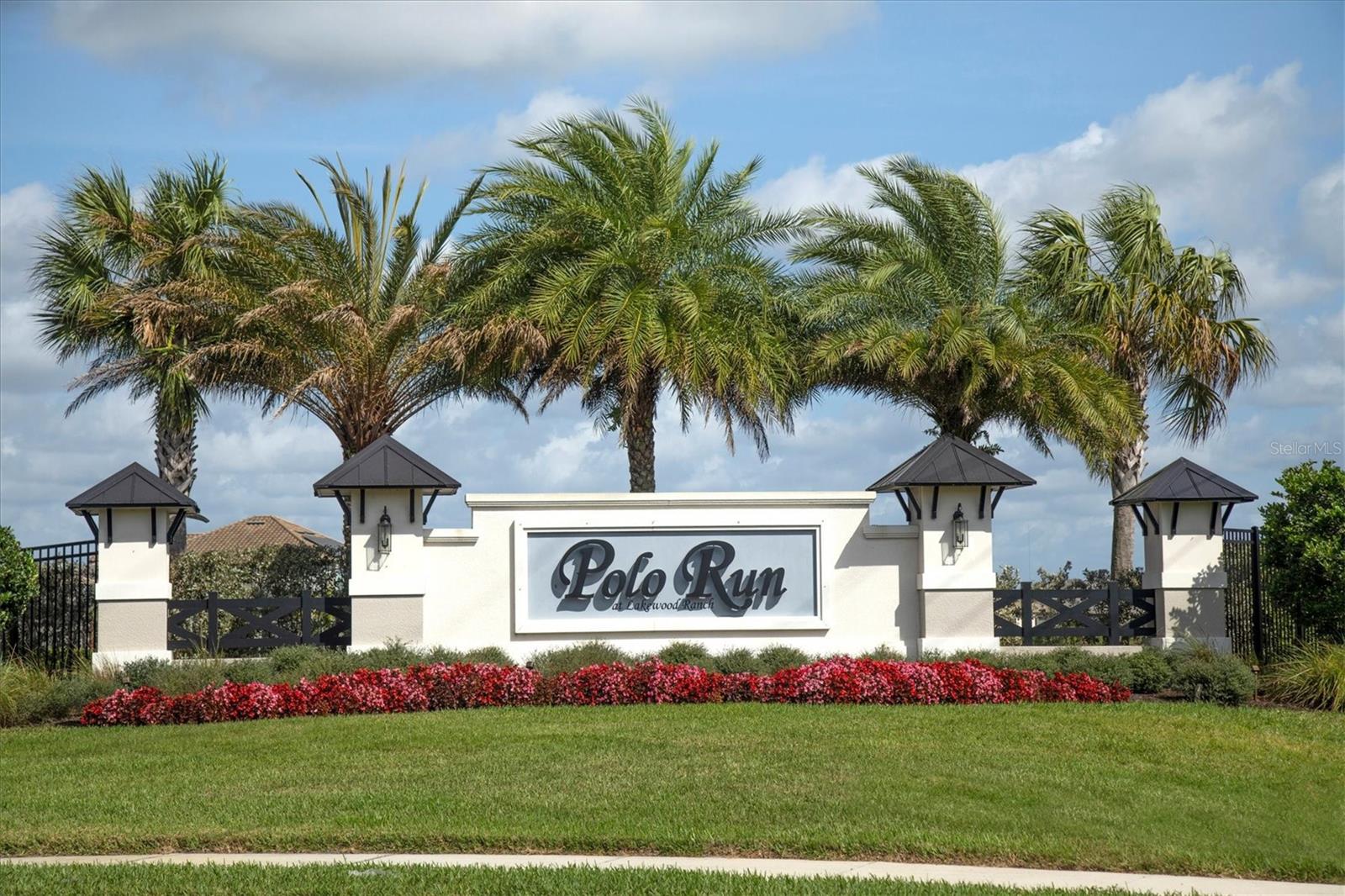 Image 43 of 61 For 17850 Polo Trail