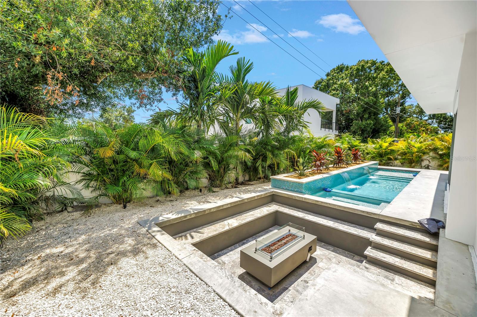 Image 74 of 90 For 2314 Floyd Street