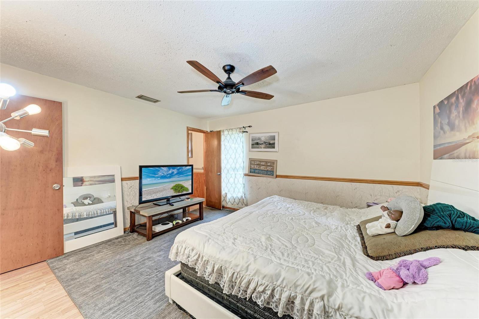 Image 16 of 40 For 425 16th Avenue