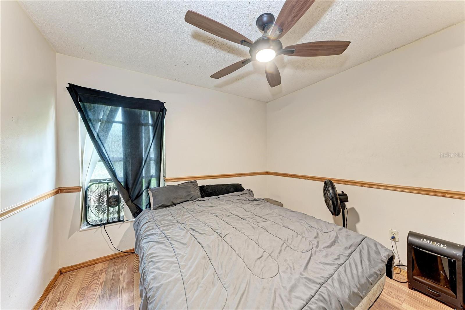 Image 22 of 40 For 425 16th Avenue