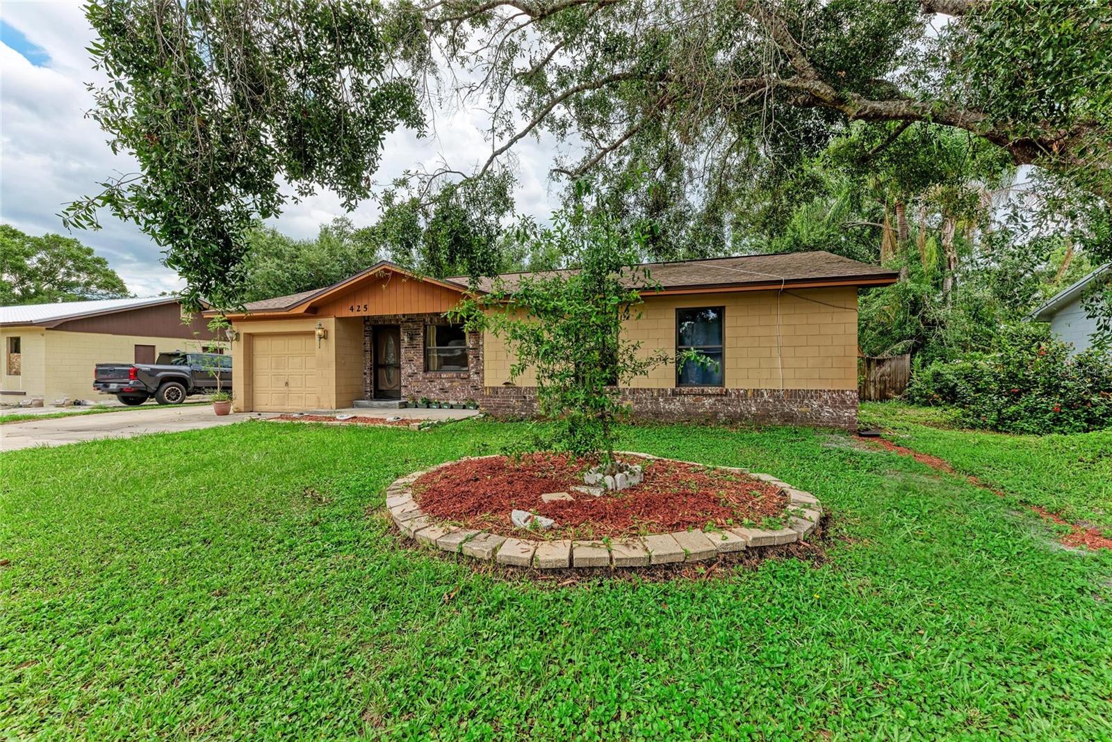 Image 3 of 40 For 425 16th Avenue