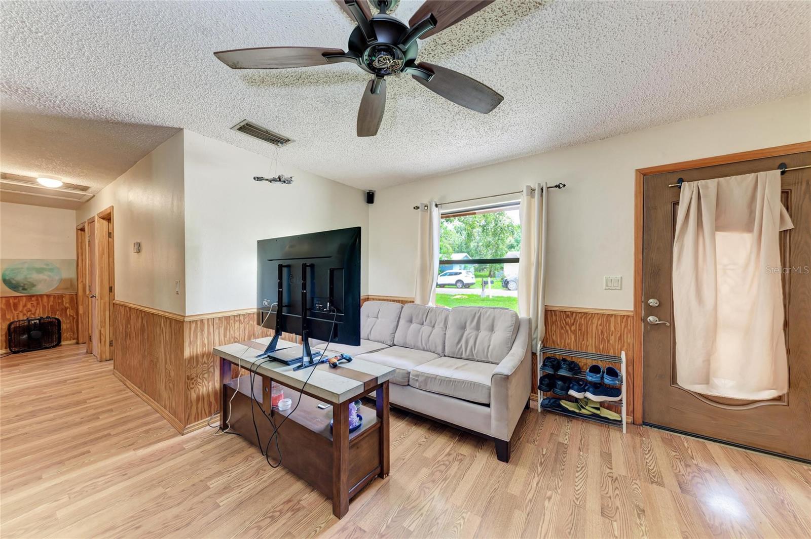 Image 9 of 40 For 425 16th Avenue