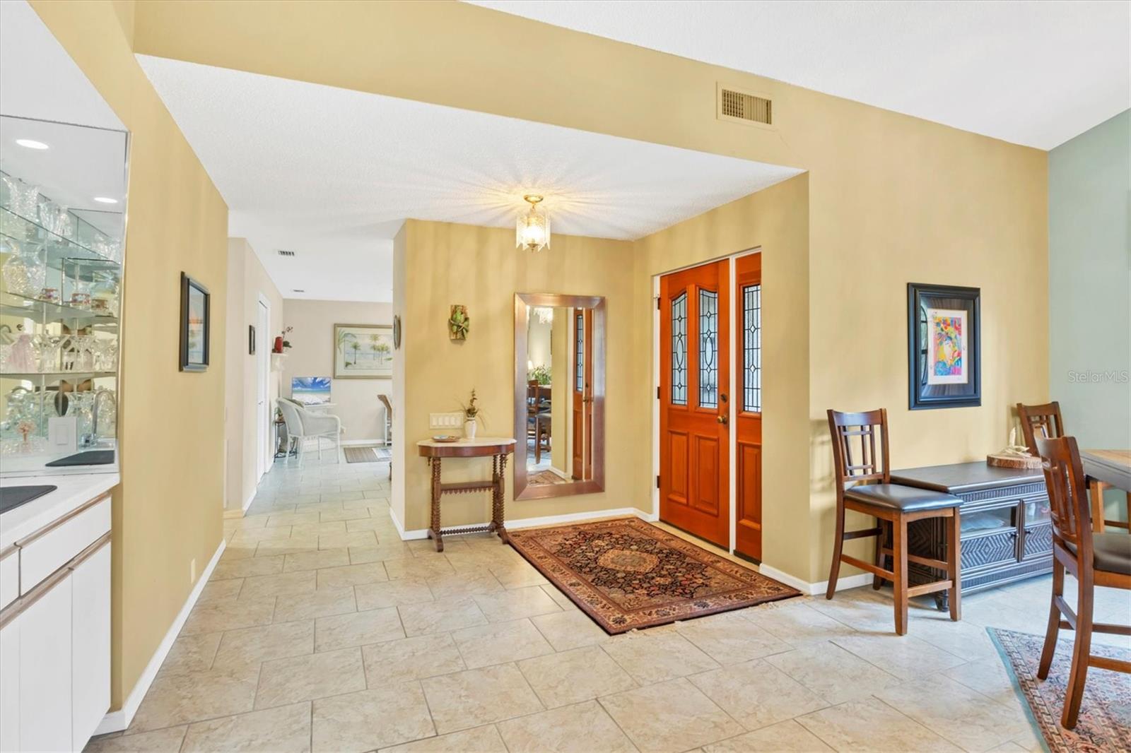 Image 8 of 49 For 7674 Fairway Woods Drive 1605
