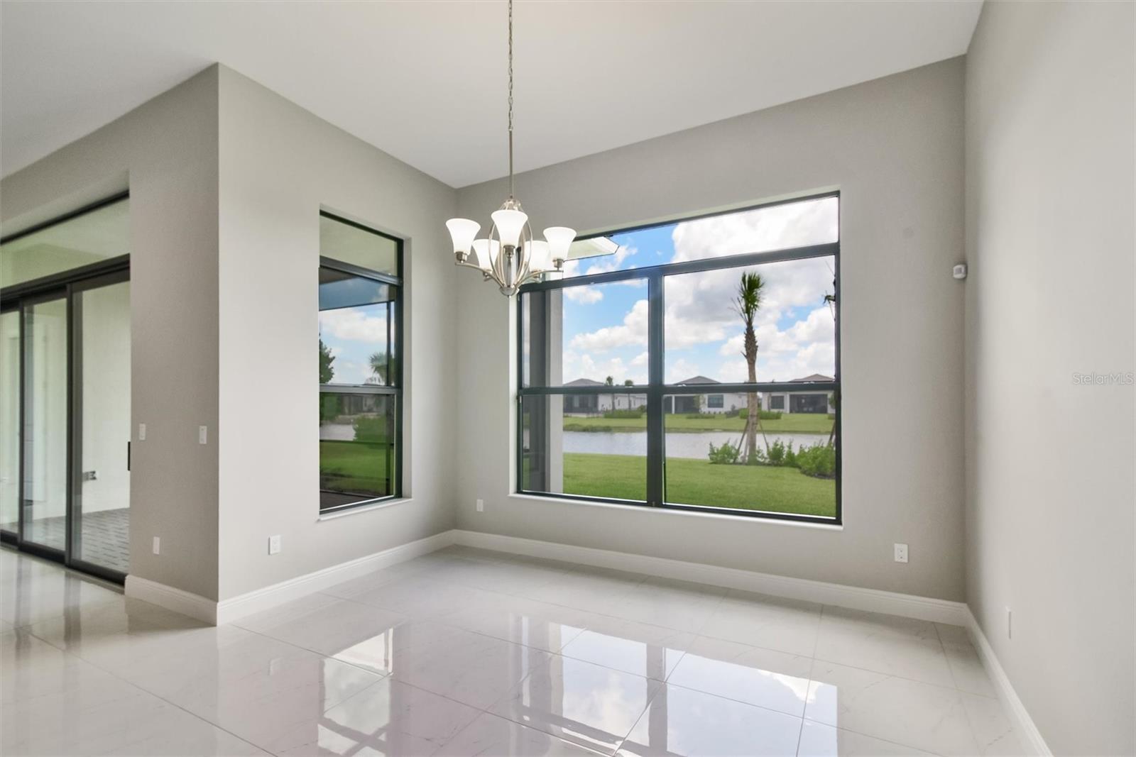 Image 14 of 50 For 4533 Mondrian Court
