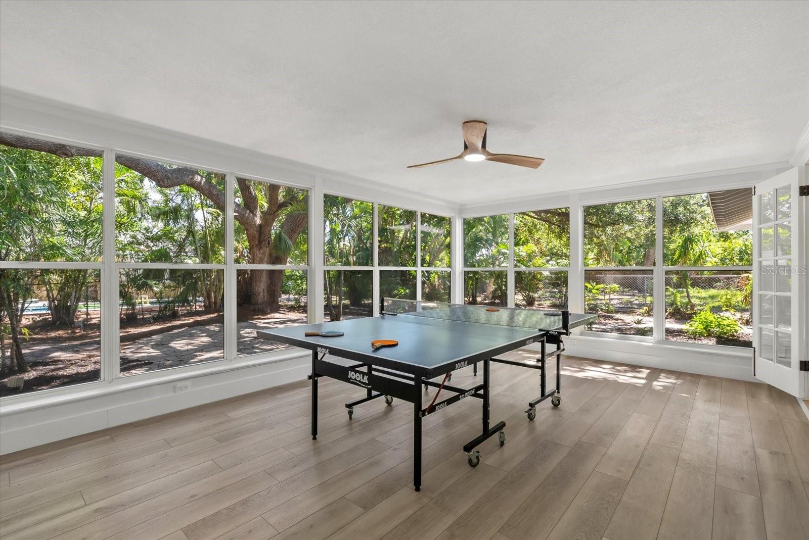 Image 19 of 28 For 1857 Siesta Drive
