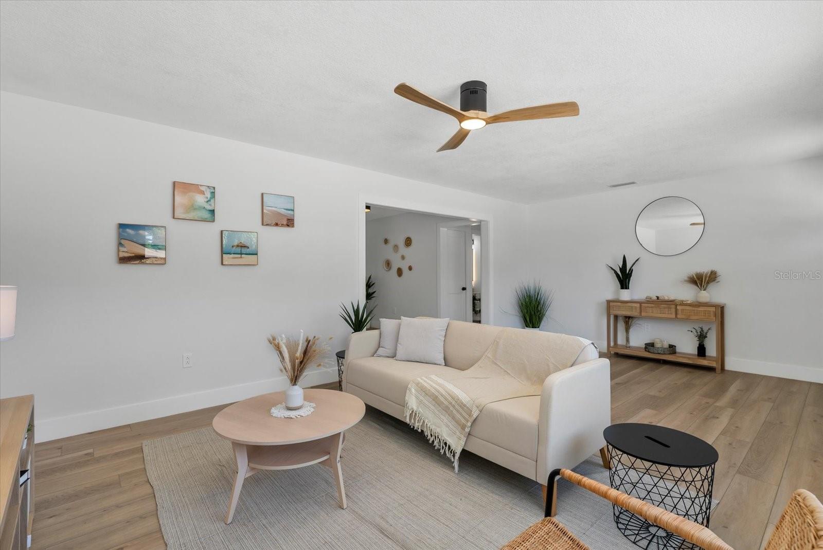 Image 4 of 28 For 1857 Siesta Drive
