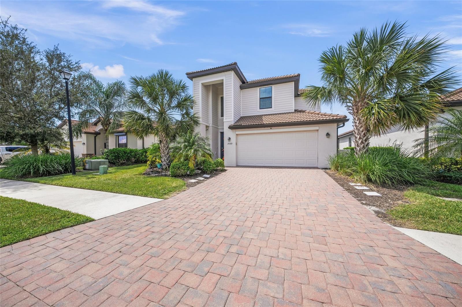 Image 2 of 53 For 19369 Nearpoint Drive