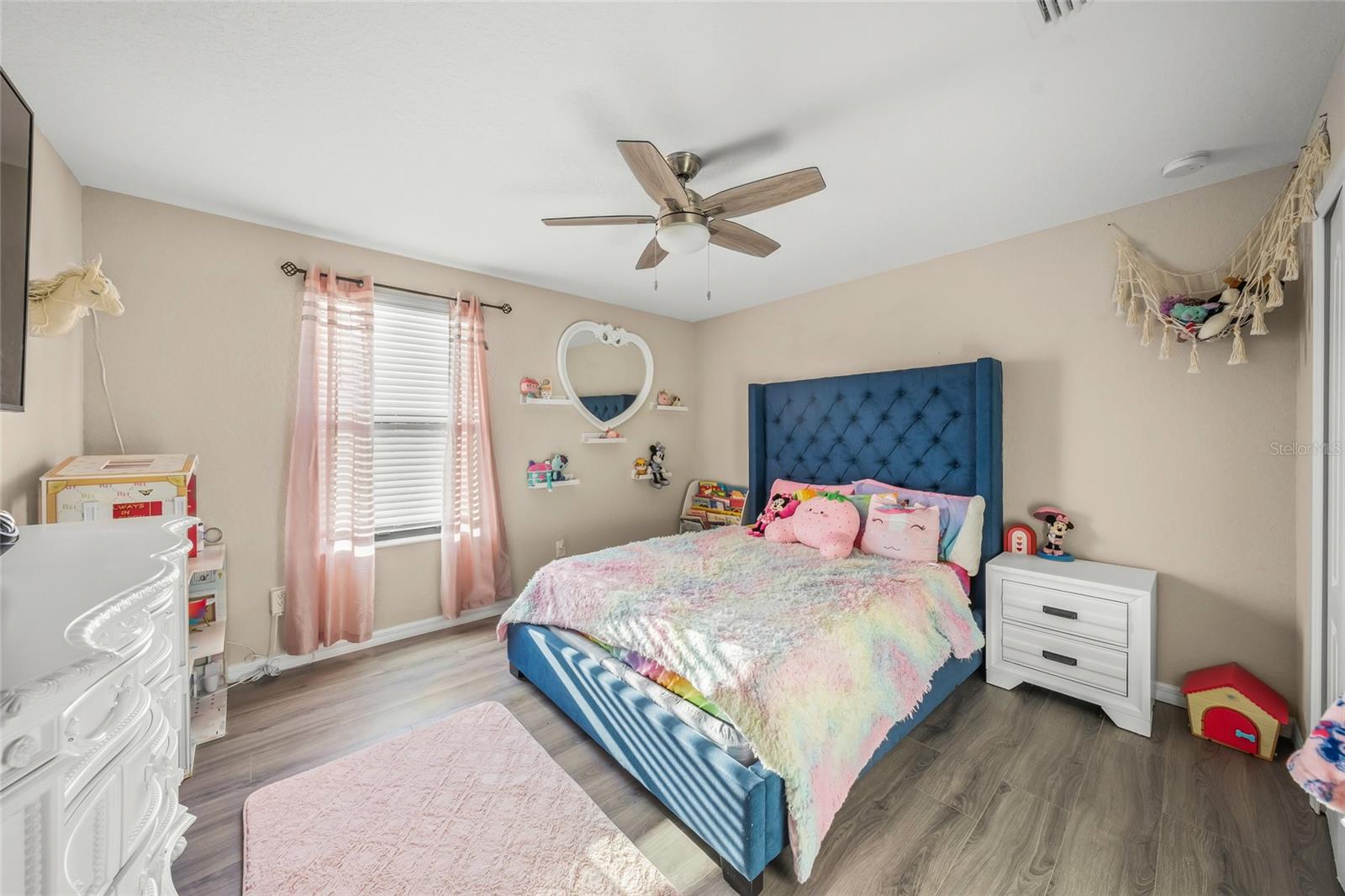 Image 21 of 53 For 19369 Nearpoint Drive