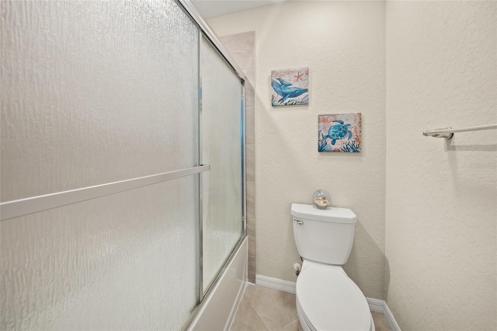 Image 23 of 53 For 19369 Nearpoint Drive