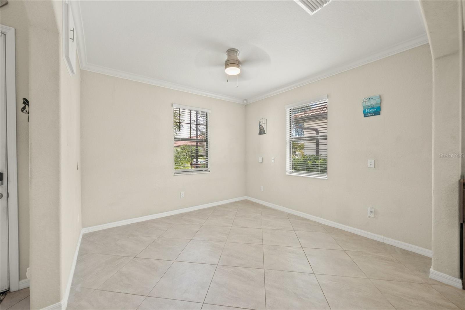 Image 6 of 53 For 19369 Nearpoint Drive