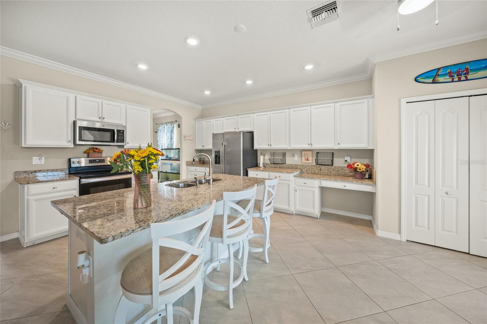 Image 9 of 53 For 19369 Nearpoint Drive