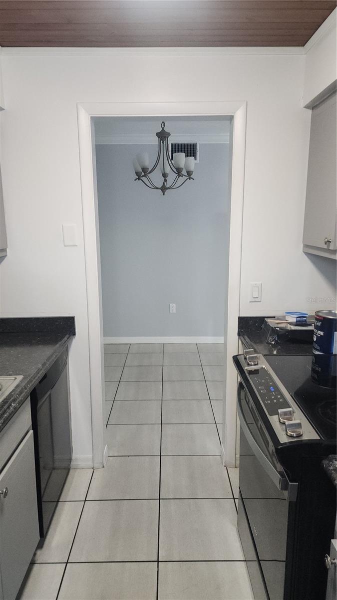 Image 4 of 12 For 614 Guild Drive 12