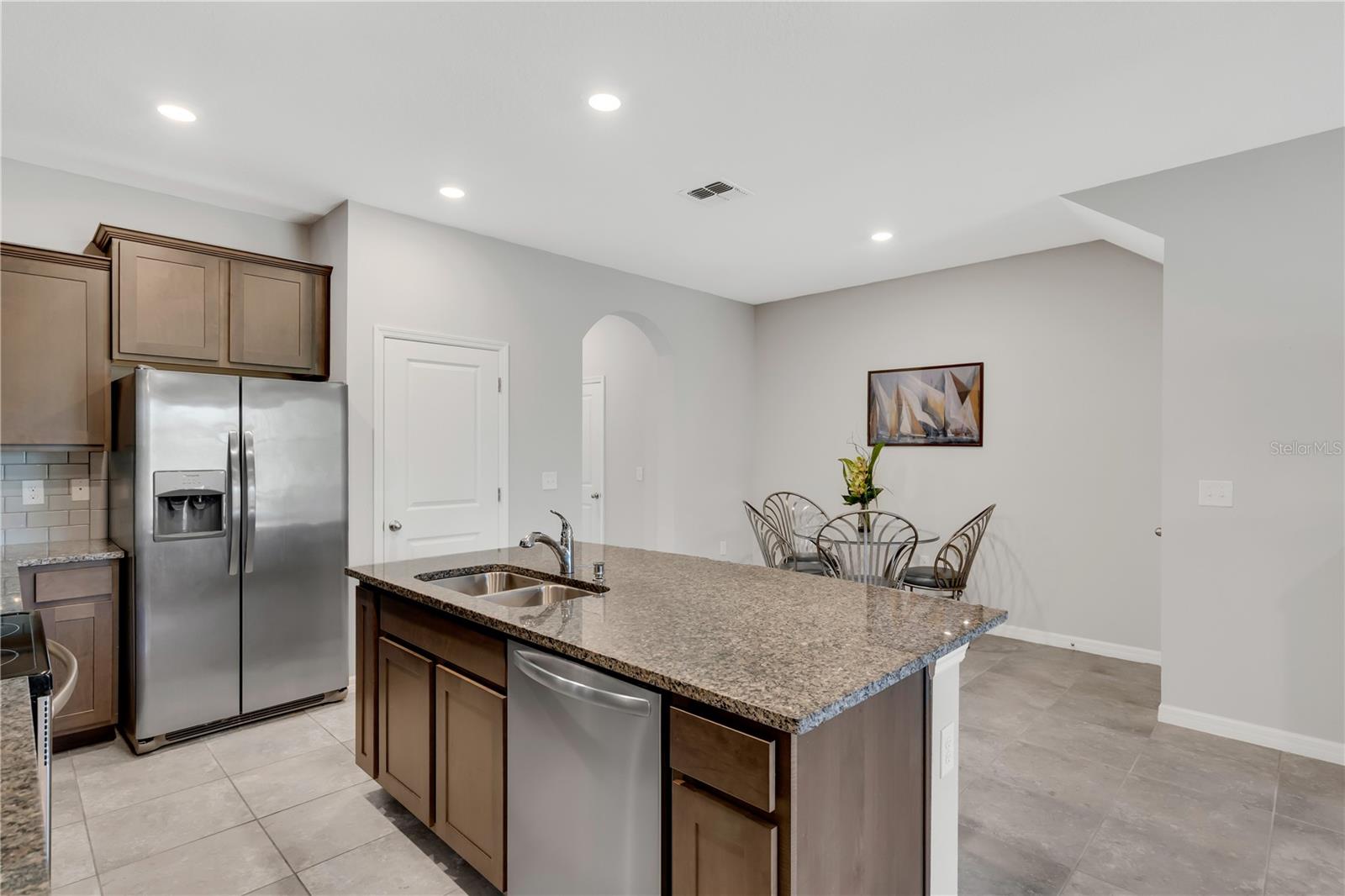 Image 15 of 66 For 8649 Daydream Street