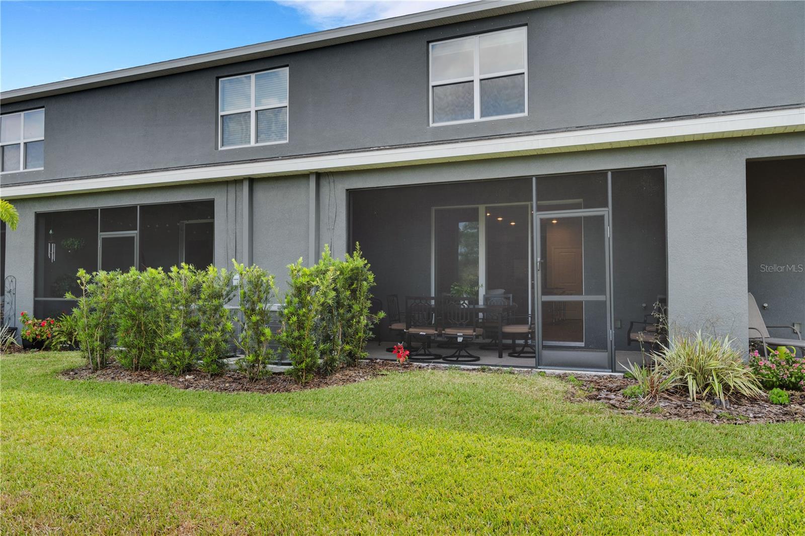Image 18 of 66 For 8649 Daydream Street