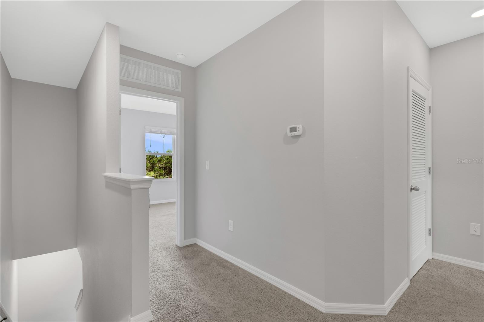 Image 22 of 66 For 8649 Daydream Street