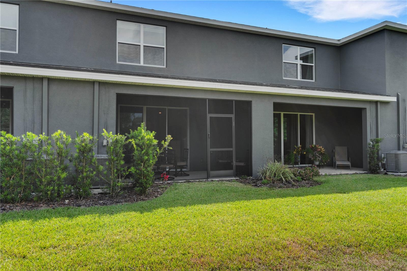 Image 38 of 66 For 8649 Daydream Street