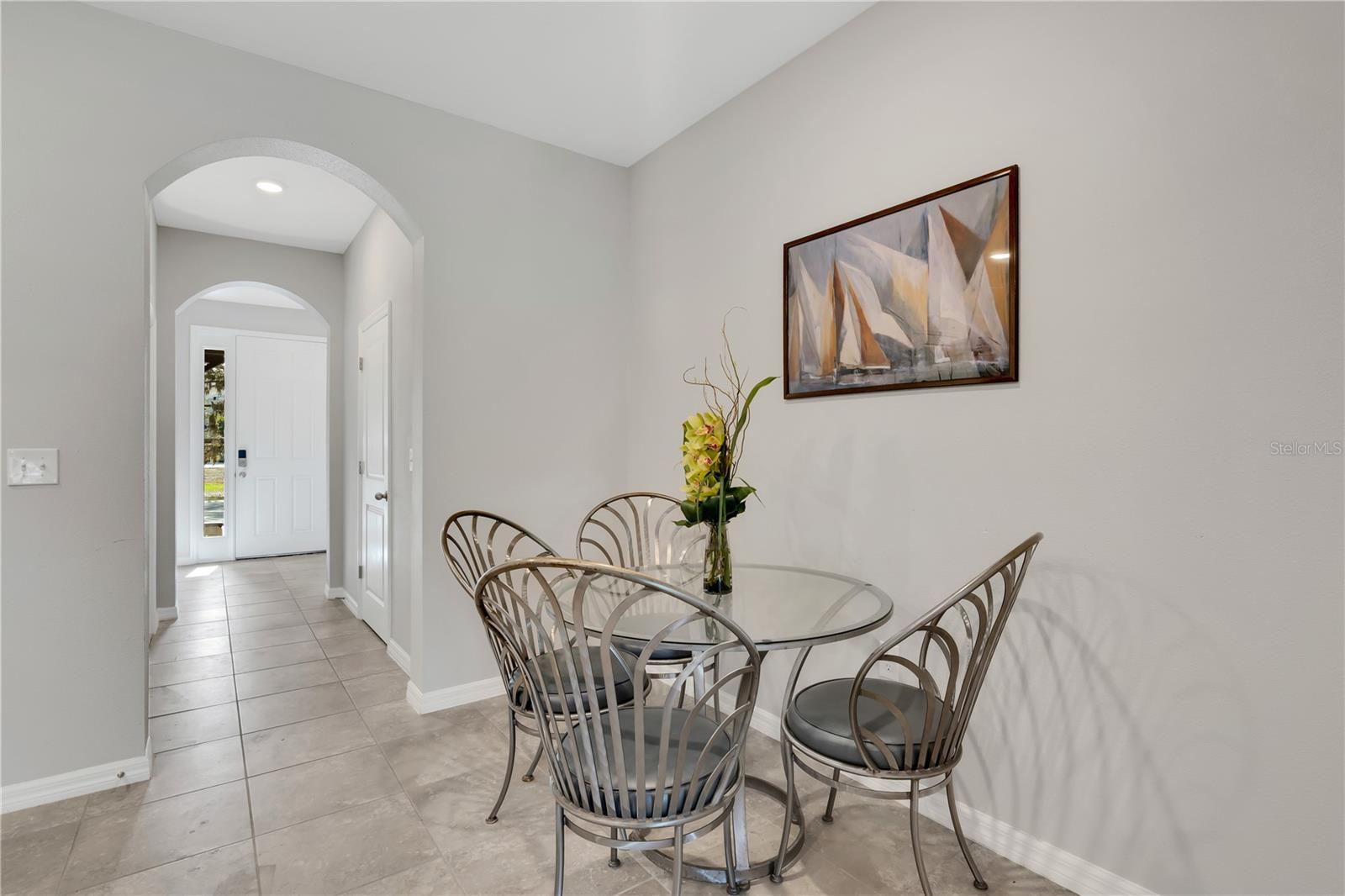 Image 8 of 66 For 8649 Daydream Street