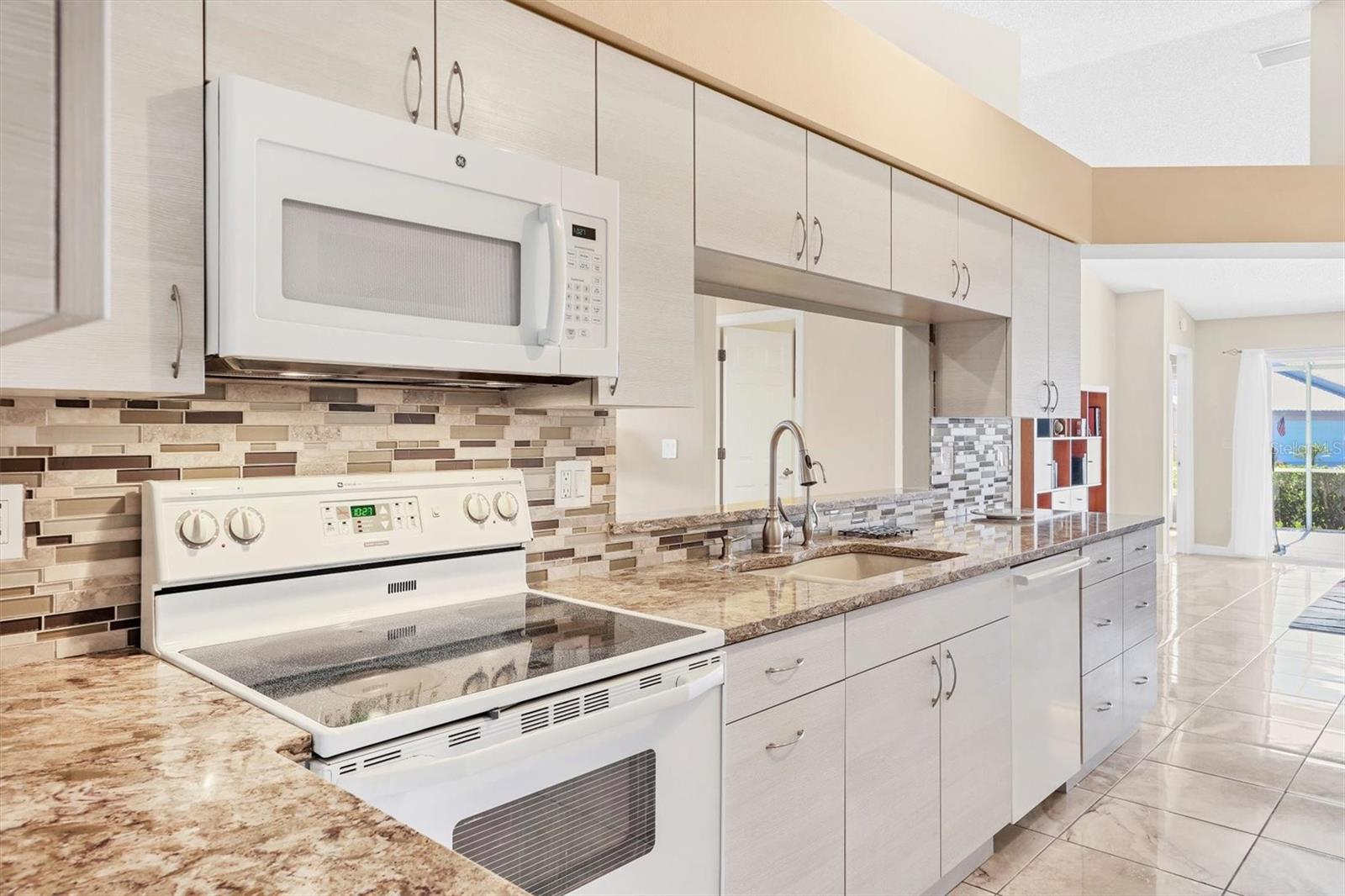 Image 10 of 39 For 4107 Brittany Lane 18