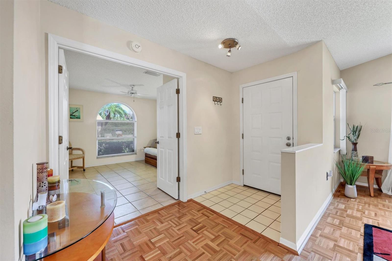Image 6 of 39 For 4107 Brittany Lane 18