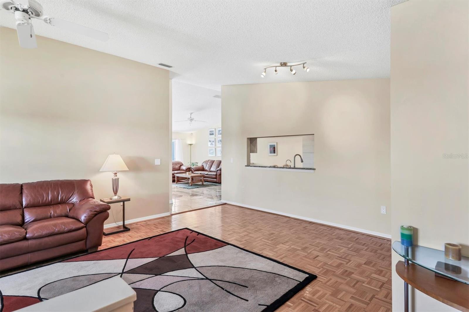 Image 7 of 39 For 4107 Brittany Lane 18