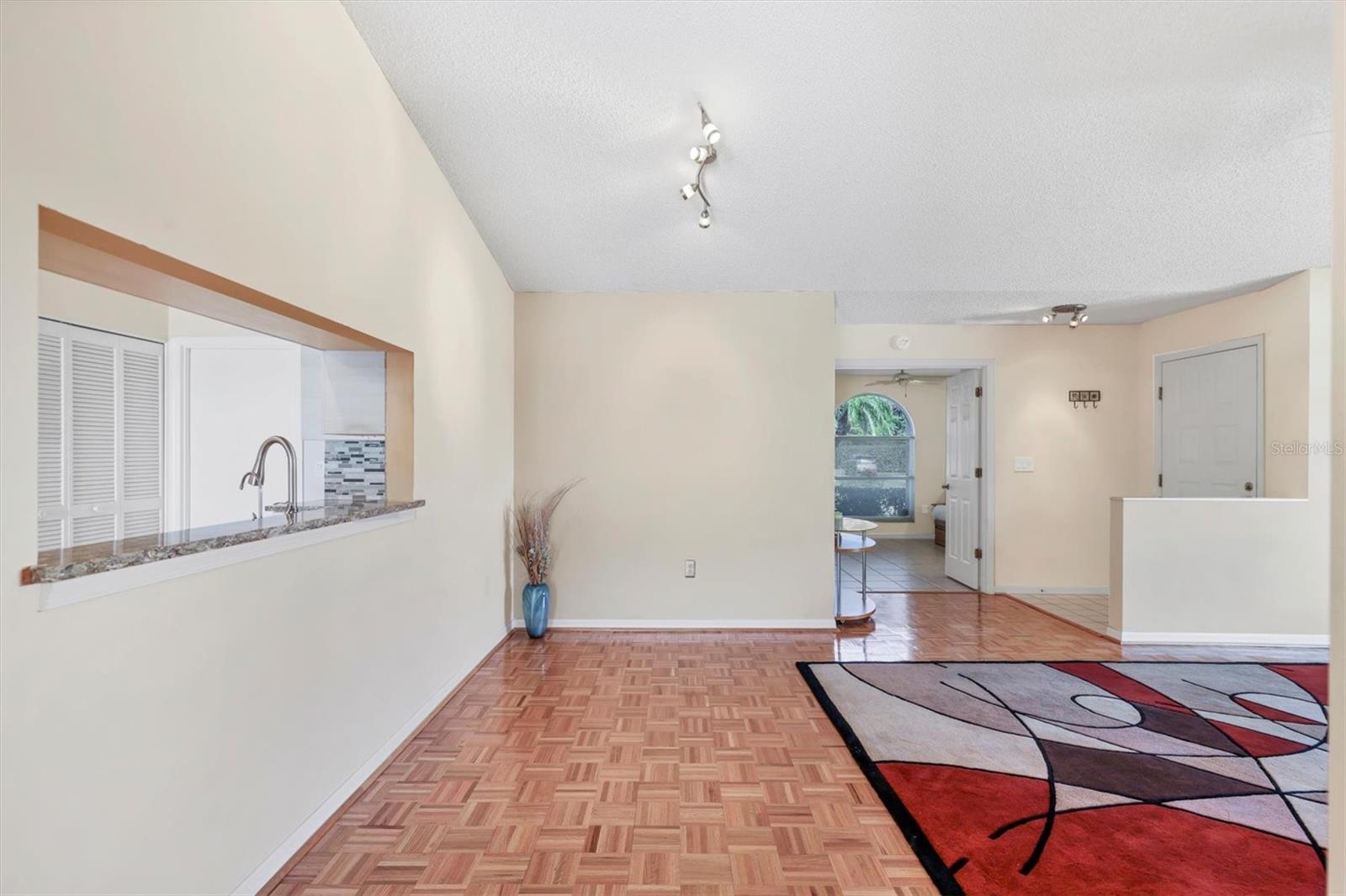 Image 8 of 39 For 4107 Brittany Lane 18