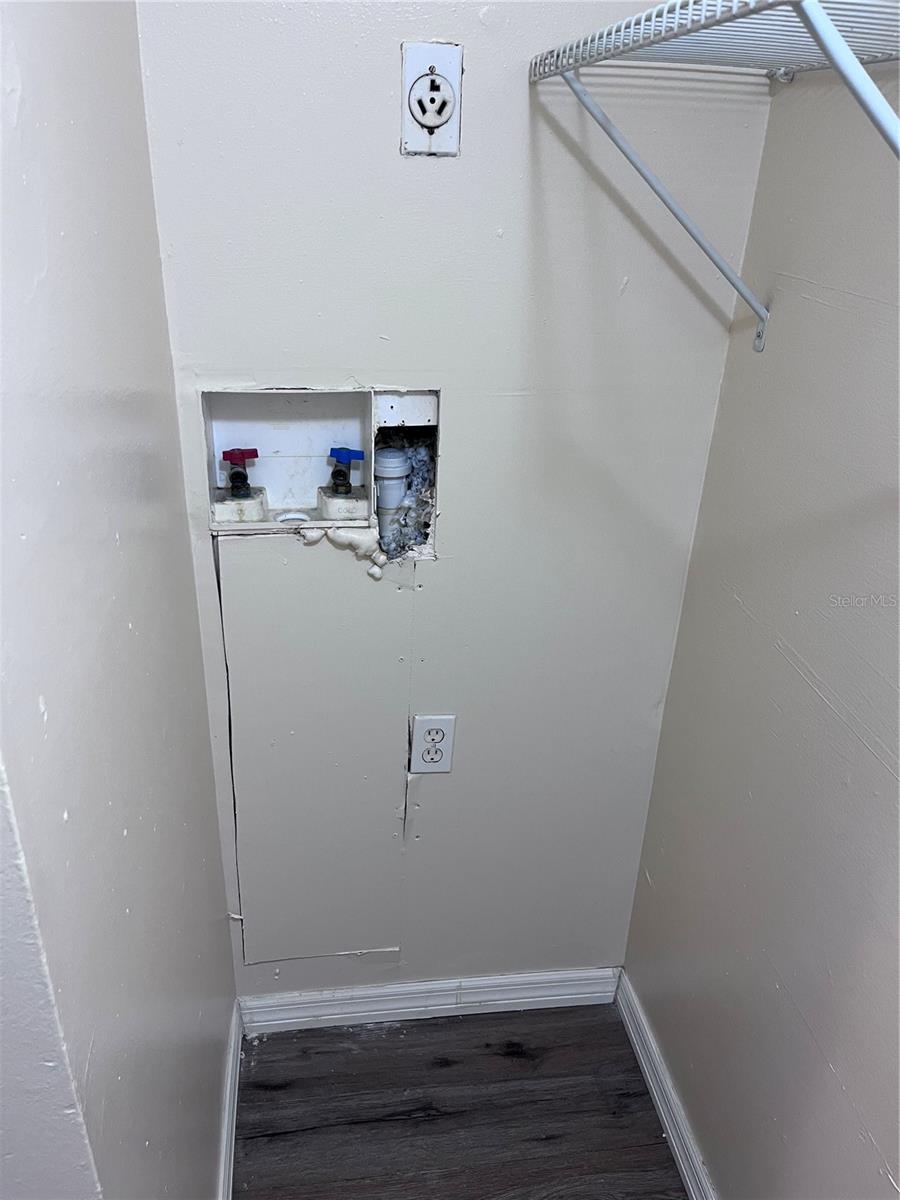 Image 5 of 13 For 4510 67th Street W D