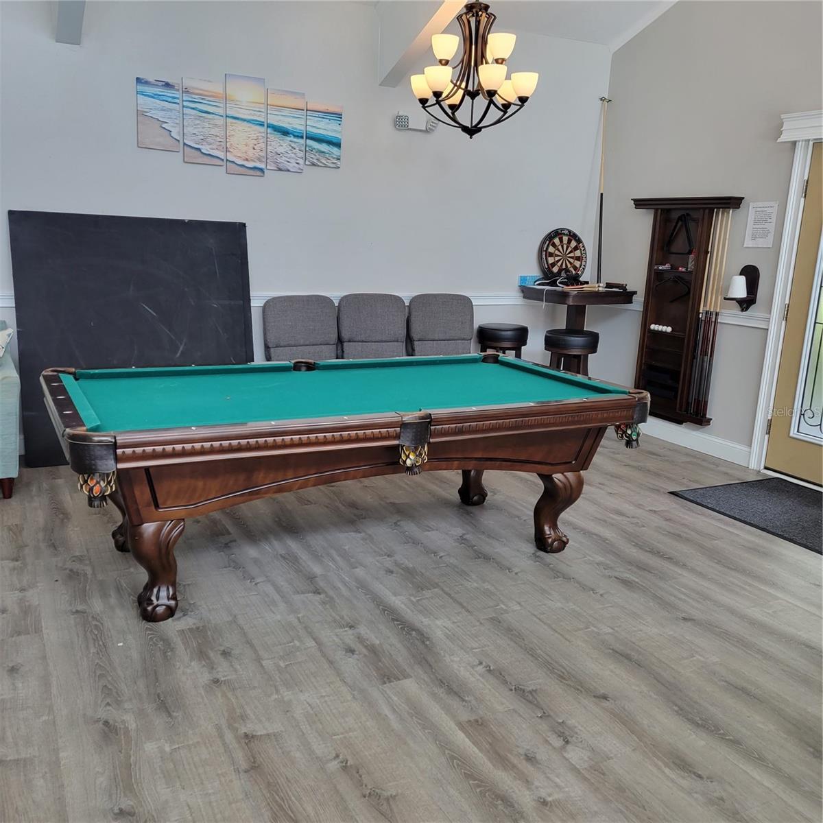 Image 18 of 26 For 3269 Beneva Road 102