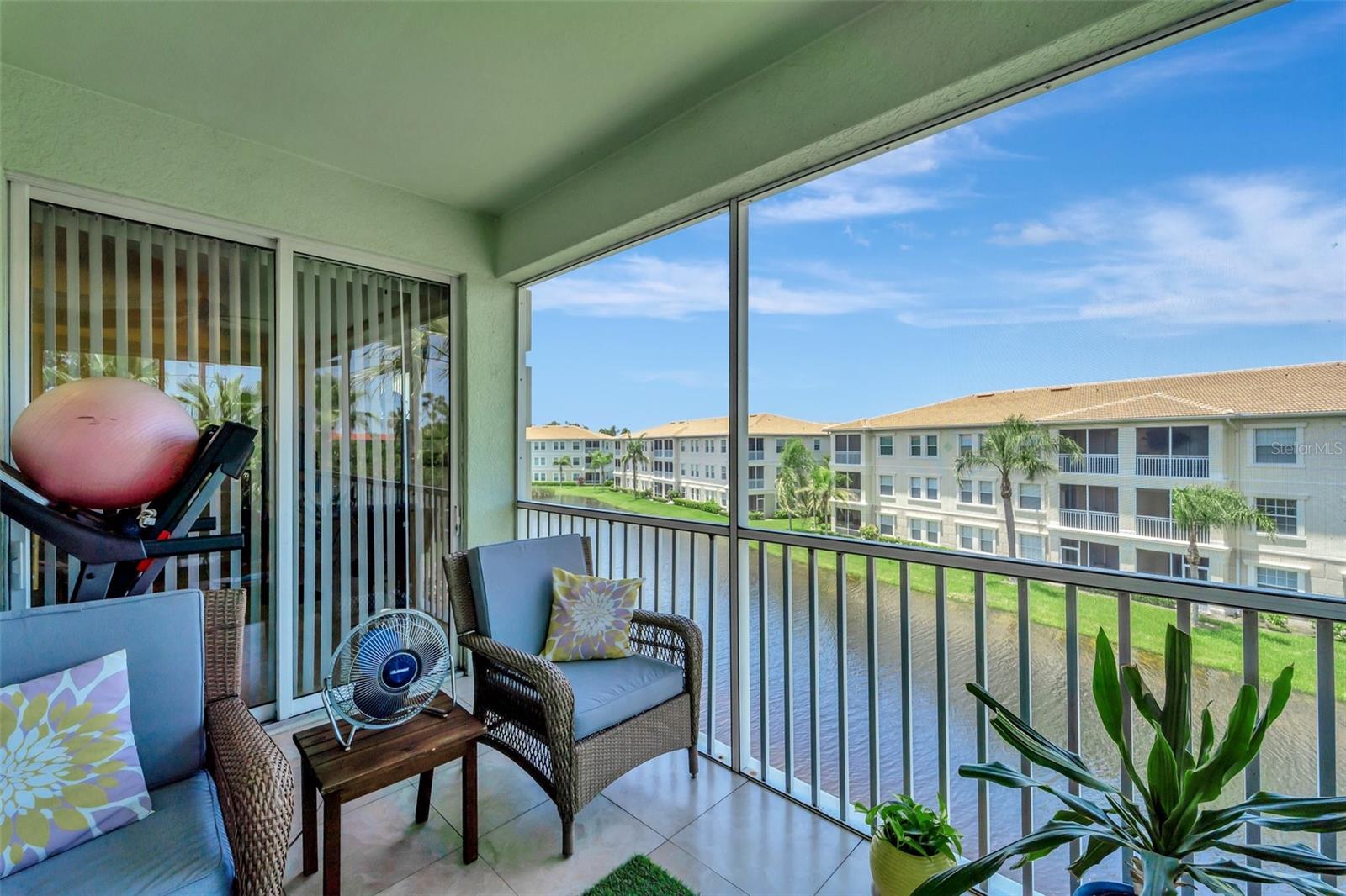 Image 15 of 40 For 1000 San Lino Circle 1034