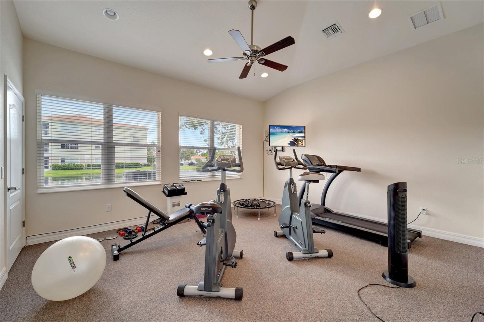 Image 32 of 40 For 1000 San Lino Circle 1034